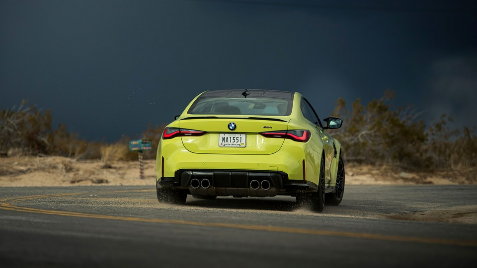 2021 BMW M4 Neon 5k