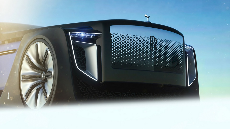 Передний капот Rolls Royce Exterion Concept