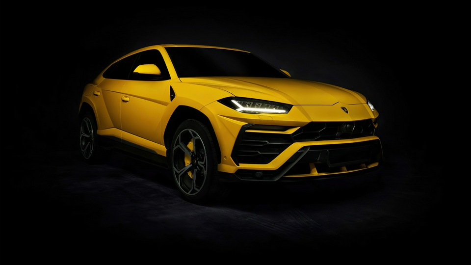 Желтый Lamborghini Urus 4k