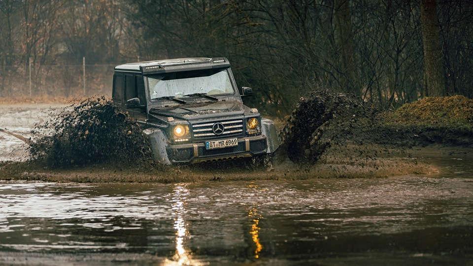 Mercedes G500 4x4 по бездорожью 5k