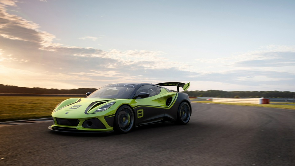 2021 Lotus Emira GT4