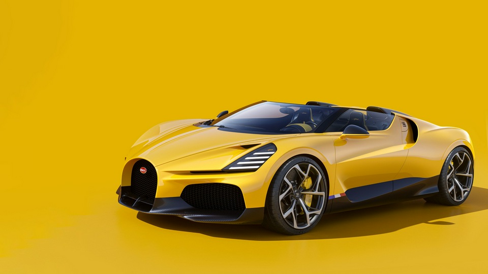 2024 Bugatti W16 Mistral в желтом цвете 5k