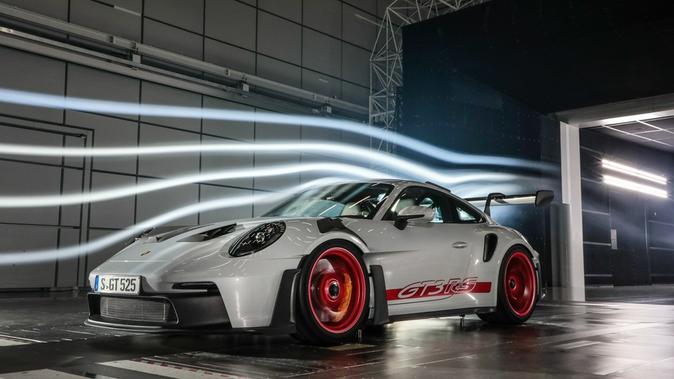 2022 Porsche 911 GT3 RS 5k