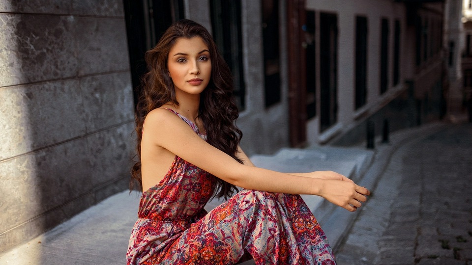 Городские женщины-Модель Городского сидения