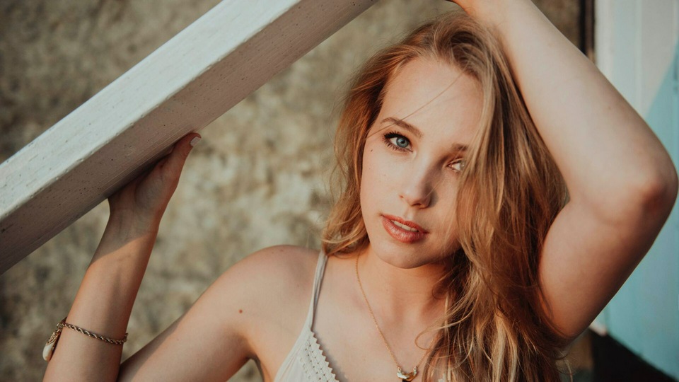 Дженна Андерсон