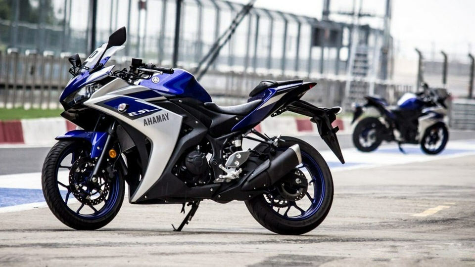 Yamaha R3