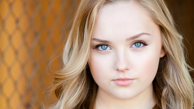 Миа Роуз Фрэмптон