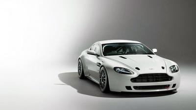 Aston Martin Vantage GT4