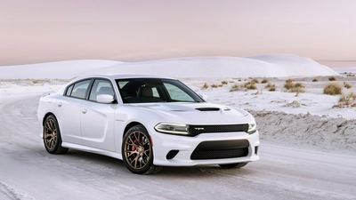 Dodge Charger Белый