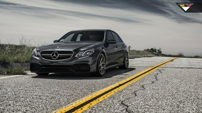 Mercedes E63 Amg