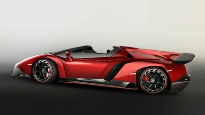 Родстер Lamborghini Veneno 2016