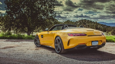 Родстер Mercedes Amg Gt 2018 года выпуска