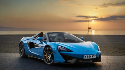 2018 McLaren 570S Spider Внешний вид спереди