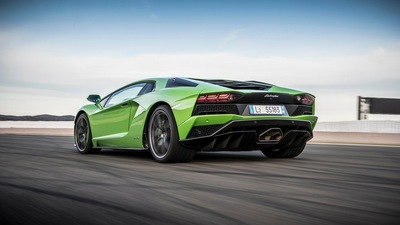 Lamborghini Aventador S 2017