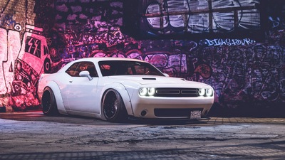 Dodge Challenger 5k