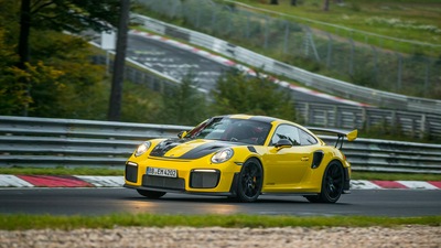 Porsche 911 GT2 RS 991 2017