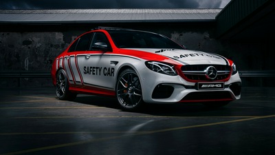 Автомобиль безопасности Mercedes AMG E 63 2018