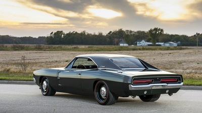 1969 Ringbrothers Dodge Charger Перебежчик Вид сзади