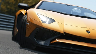 Lamborghini Aventador LP750 4 SV спереди