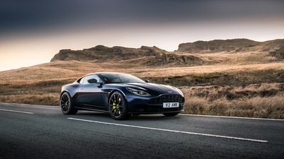 Aston Martin DB11 AMR 2018