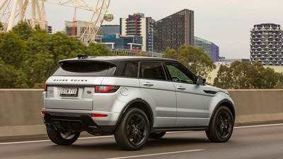 Range Rover Evoque HSE Si4 Dynamic Black Design Pack 2018 сзади