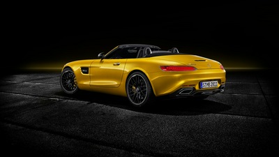 Mercedes AMG GT S Roadster 2018 с открытой крышей