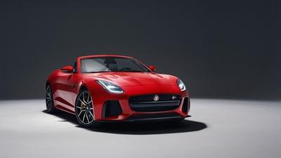 2018 Jaguar F Type Svr Спереди