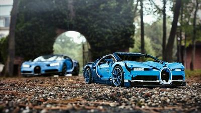 Конструктор Lego Bugatti Chiron Sport