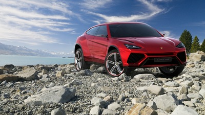 2018 Lamborghini Urus Вид спереди