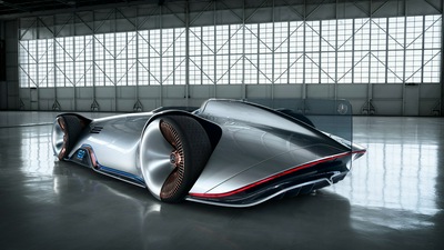 Автомобиль Mercedes Benz Vision EQ Silver Arrow 2018