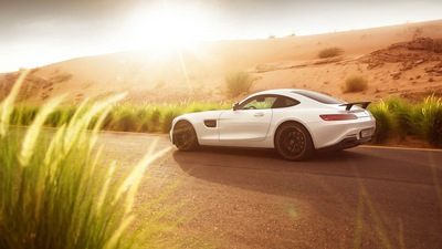 Суперкар Mercedes AMG GT S 4k