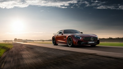 Mercedes Benz AMG GT R 2018