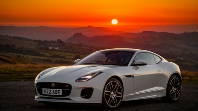 Клетчатый флаг Jaguar F Type 2018