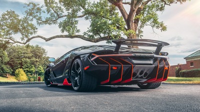 Задний автомобиль Lamborghini Centenario