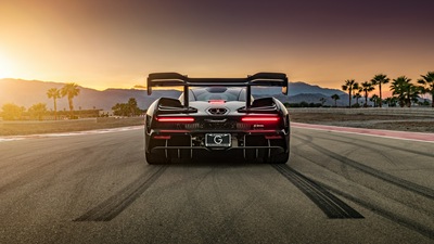 Mclaren Senna 8k сзади