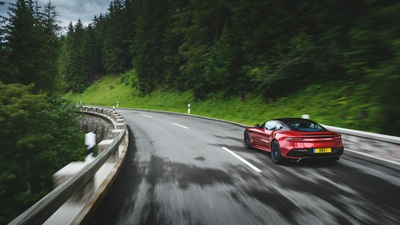 Aston Martin DBS Superleggera 5k