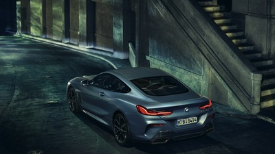 BMW M850i Сзади