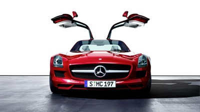 Mercedes Benz SLS AMG 5k