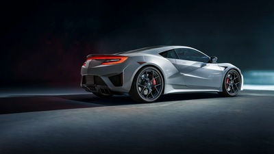 Суперкар Acura NSX сзади