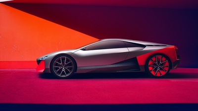 BMW Vision M NEXT 2019 Вид сбоку