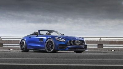 Родстер Mercedes AMG GT C 2020 года выпуска