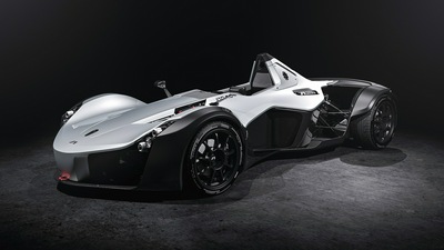 Гоночный автомобиль