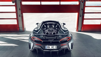 Novitec McLaren 600LT Купе 2019 сзади