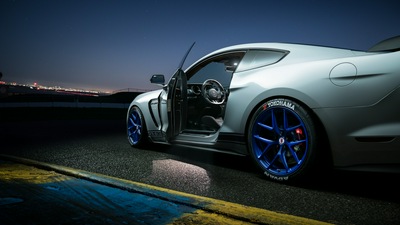 Ford Shelby GT350 внутри