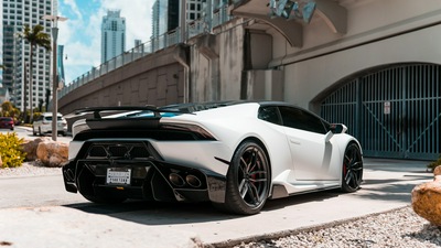 Белый Lamborghini Huracan 5k Новый