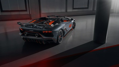 2020 Lamborghini Aventador SVJ 63 Родстер Вид сзади 8k