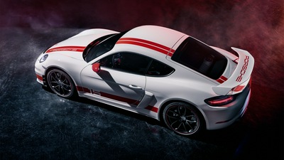 Porsche 718 Cayman GT4 Sports Cup Edition 2019 Вид сбоку