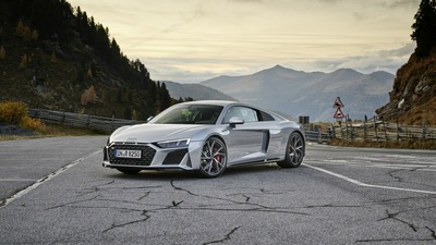 Audi R8 V10 RWD купе 2019 5k