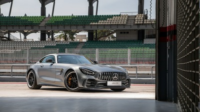 Mercedes AMG GT R 2019