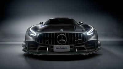 Черный Mercedes Amg Спереди